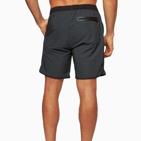 Toes on the Nose lined shorts - Picture 2 of 8